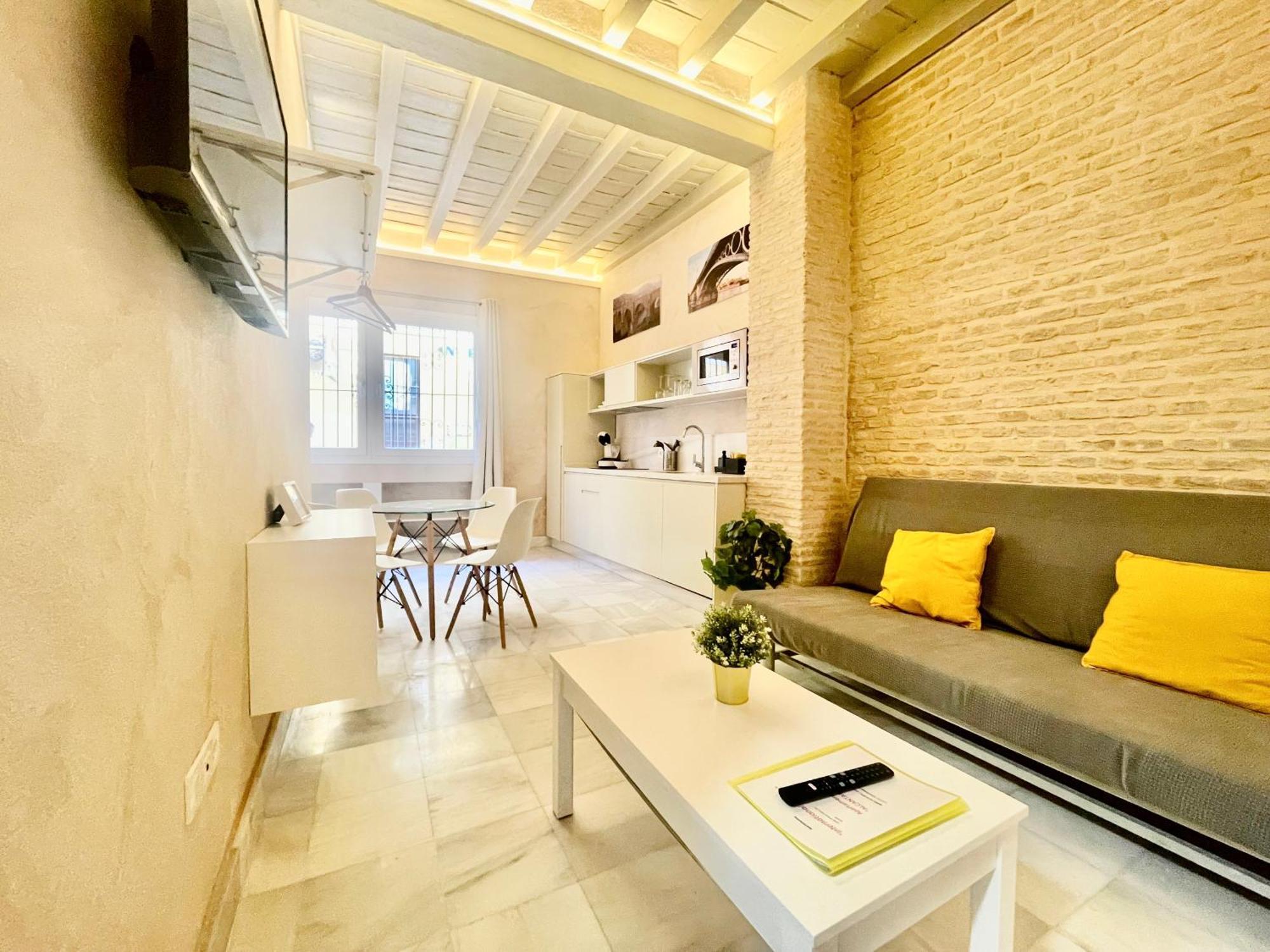 Appartamento Click Triana - Patio Privado Siviglia Esterno foto